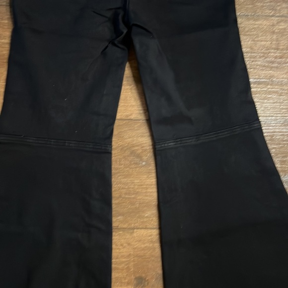 WE THE FREE Jeans Womens Bell Bottom Crop Black Frayed Hem size 27 NWT - Picture 6 of 7